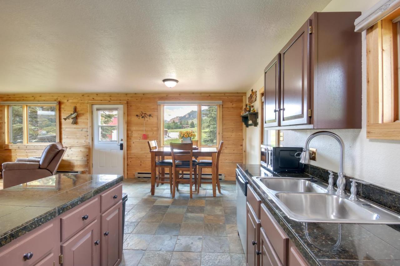 Red Lodge Vacation Rental With Mountain Views! Exterior photo