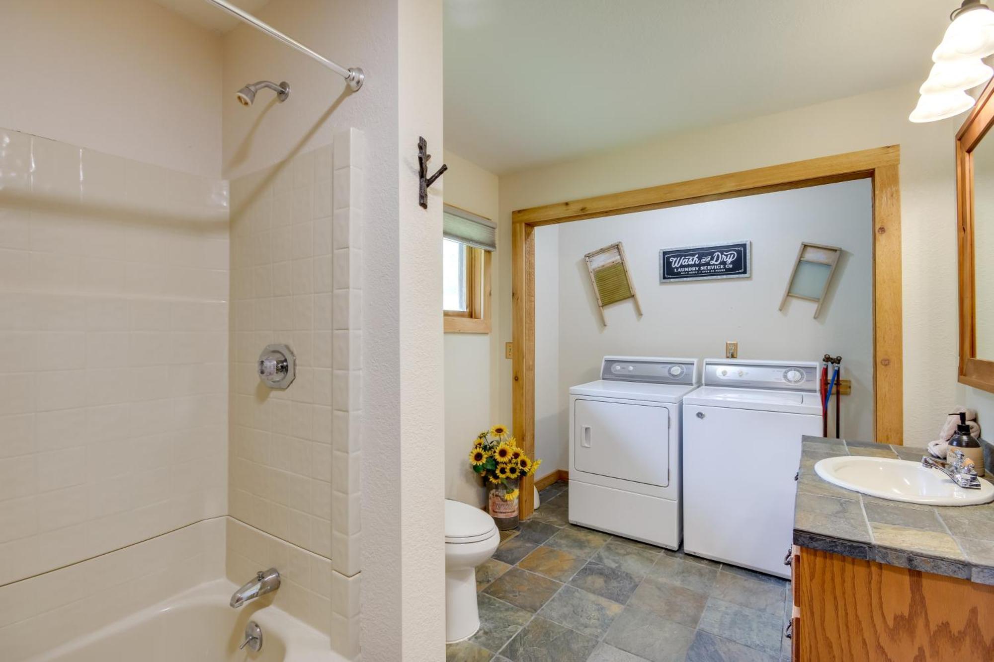 Red Lodge Vacation Rental With Mountain Views! Exterior photo